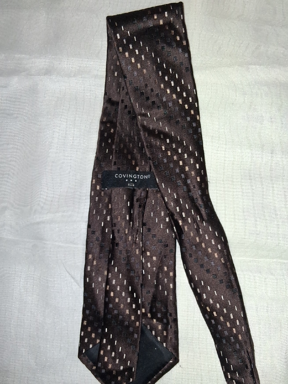 Covington Brown Men’s Tie with Beige and Black Dashes